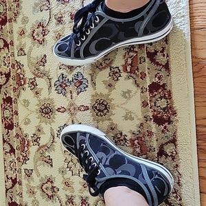 VINTAGE COACH SNEAKERS